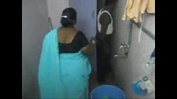 Malayalu Aunty Kundi - Malayali Kundi Porn Videos @ Letmejerk.com